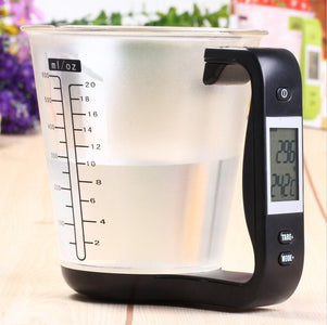 Digital Measuring Cup with Scale