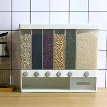 Image of Wall-mounted dry food dispenser